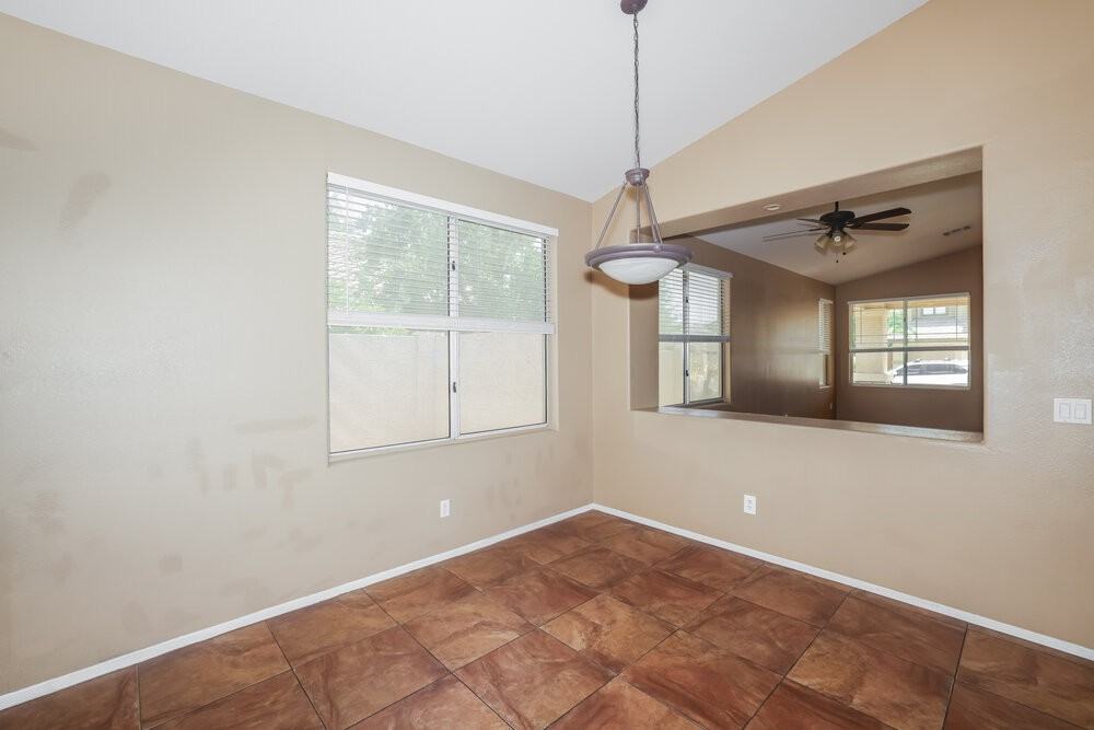 7010 W Irma Ln - Photo 5 of 16