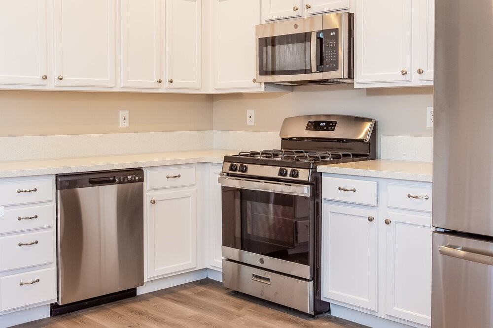 6369 Azurelyn Ave - Photo 6 of 17