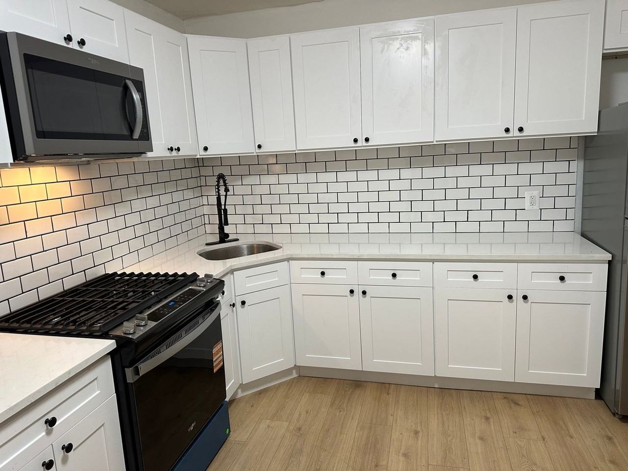 63 Whitmore St - Photo 5 of 28