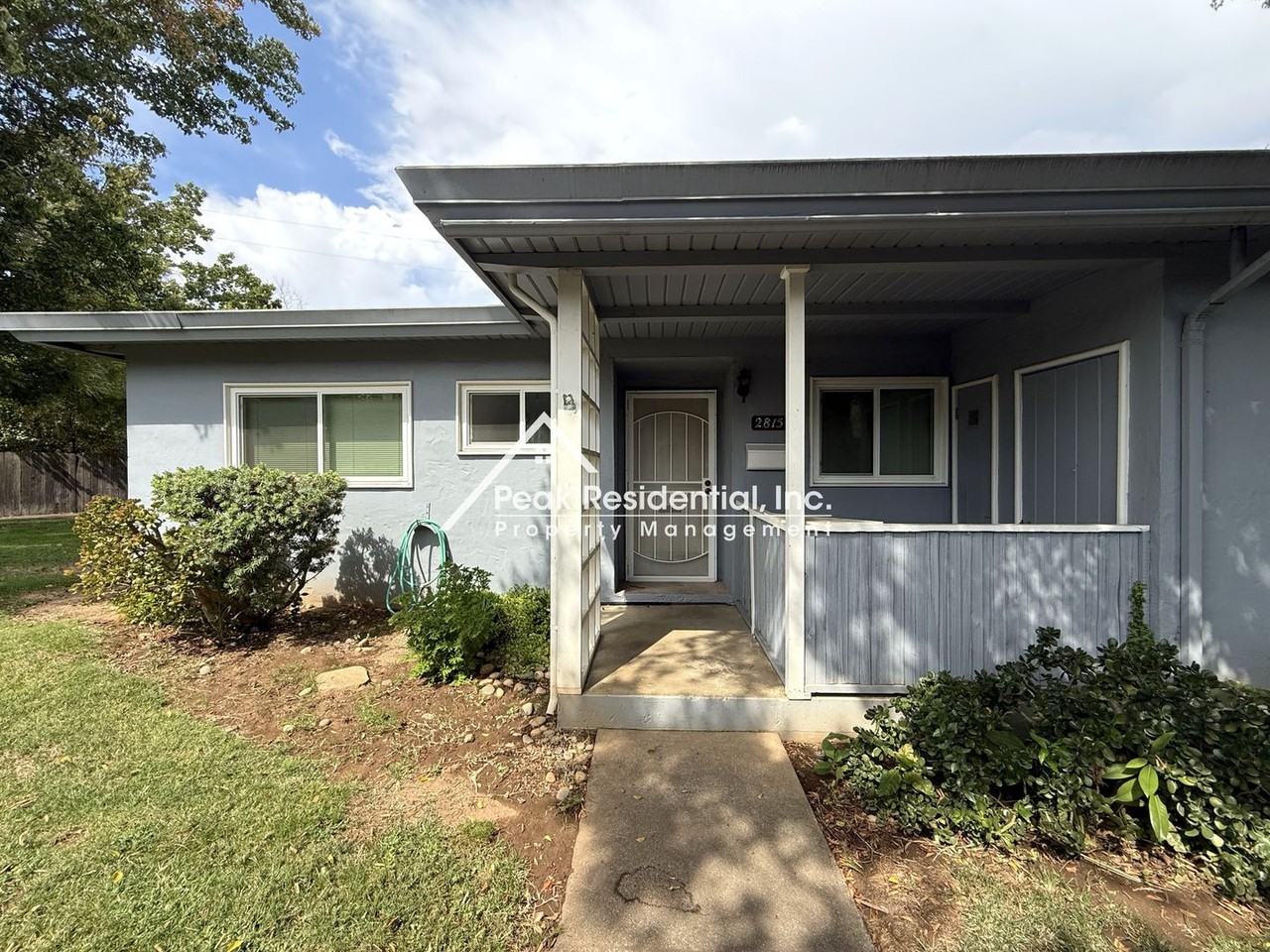 2815 Santa Paula Ct - Photo 3 of 16
