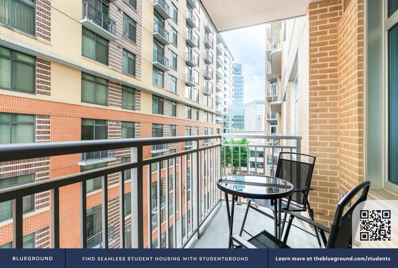 4924 Saint Elmo Avenue - Photo 7 of 38