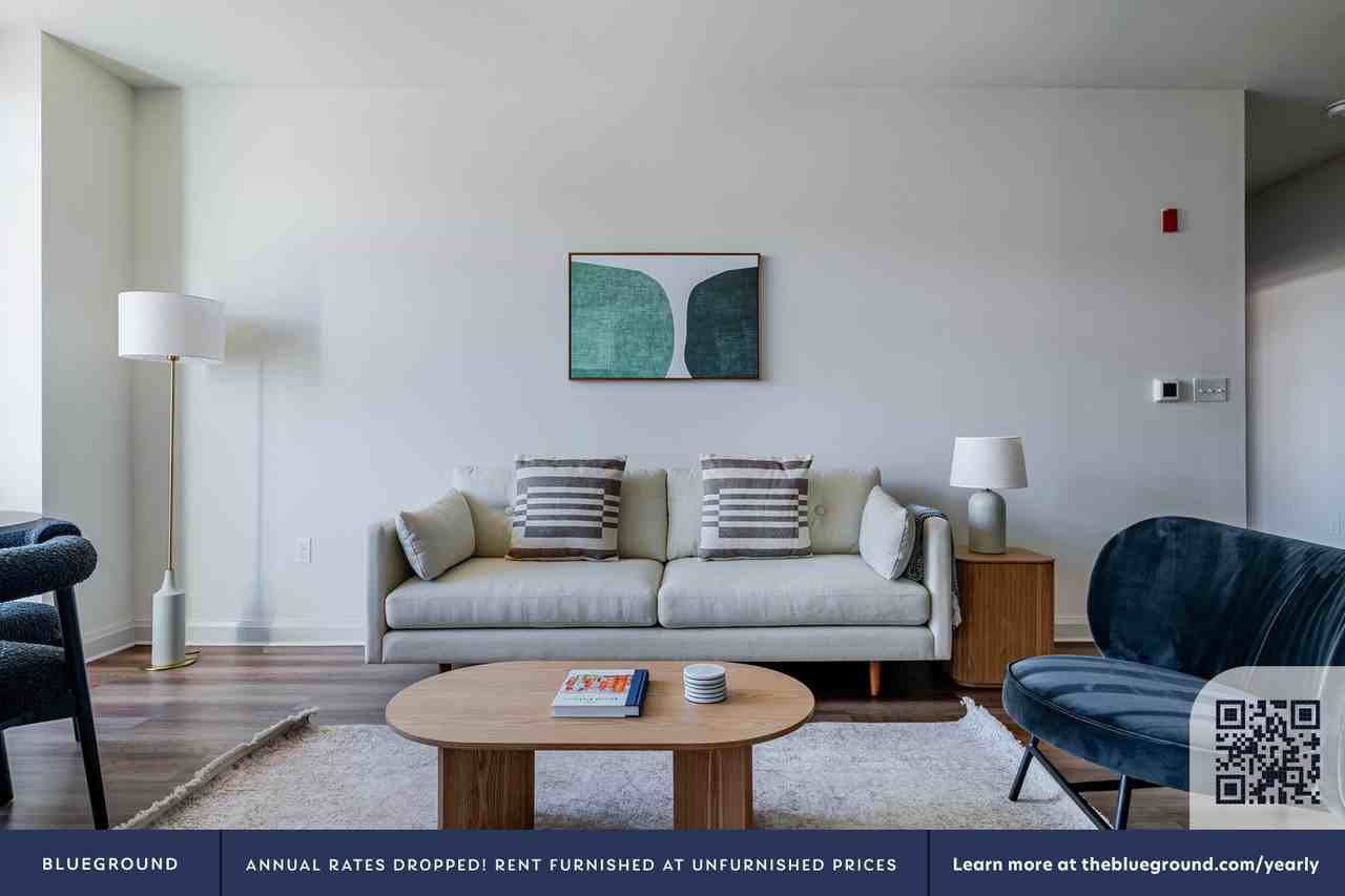 36 River St #1213 - Photo 4 of 45