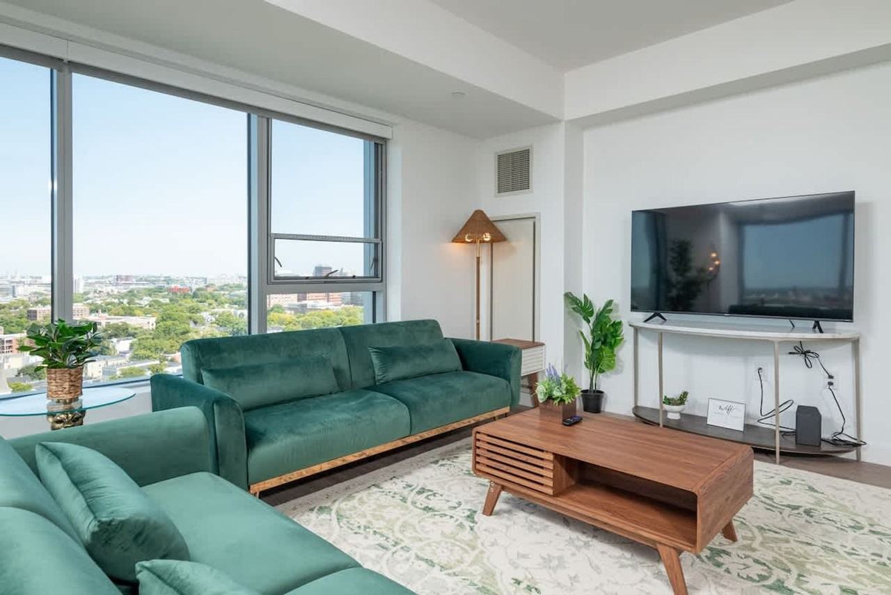 425 Massachusetts Avenue - Photo 5 of 48