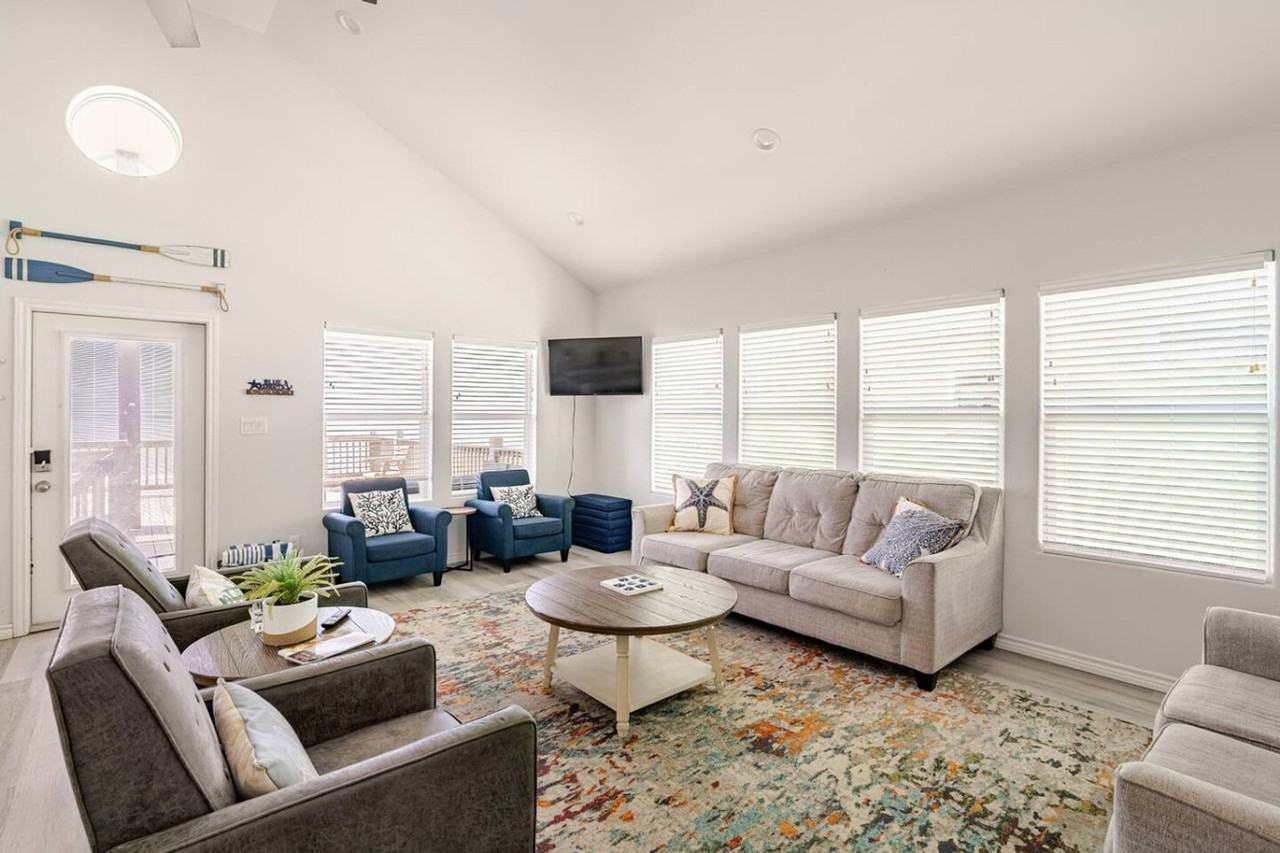 1714 Highway 87 #1252629P - Photo 5 of 50