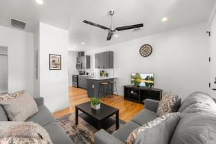 1201 E Cesar Chavez St - Photo 1 of 1