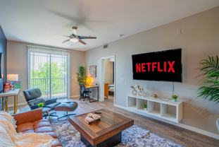 1275 East University Drive - Photo 1 of 1