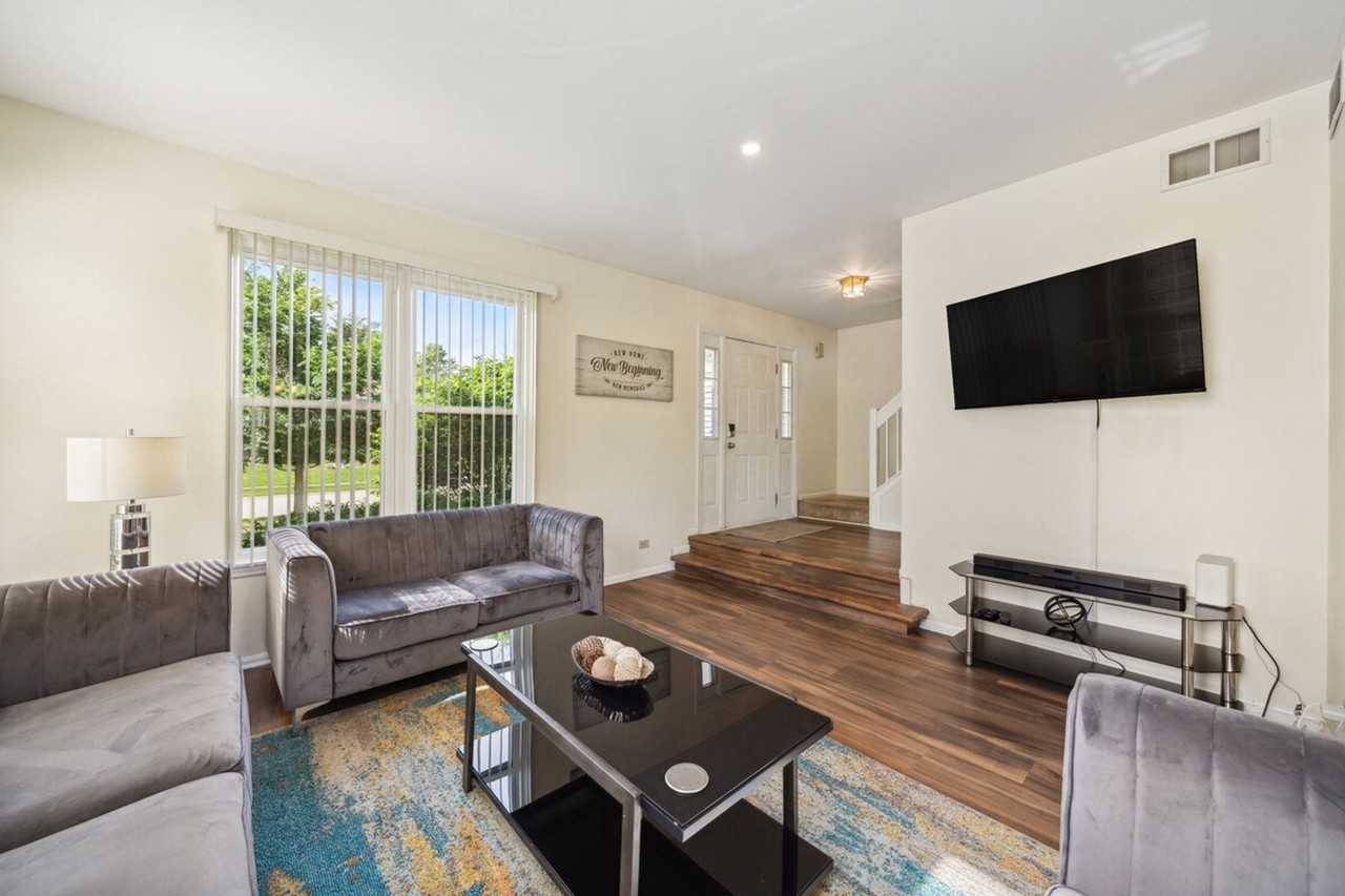 4609 Metcalf Ct #1285037P - Photo 2 of 21