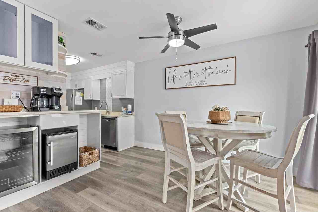 22 Moreno Point Road #1285916P - Photo 4 of 50