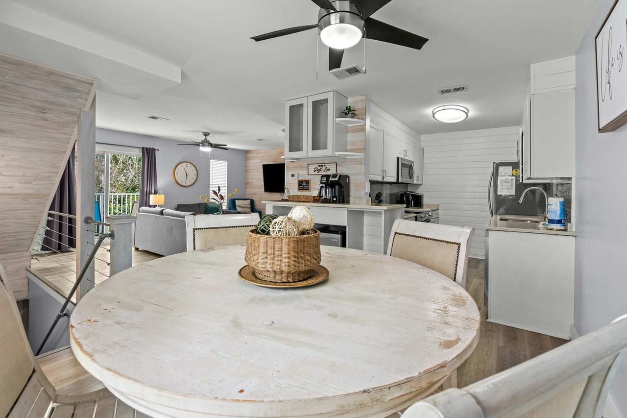 22 Moreno Point Road #1285916P - Photo 7 of 50