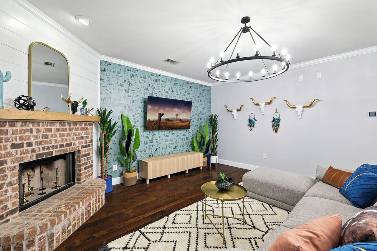 2516 Castle Pines Dr #1287532P - Photo 3 of 50