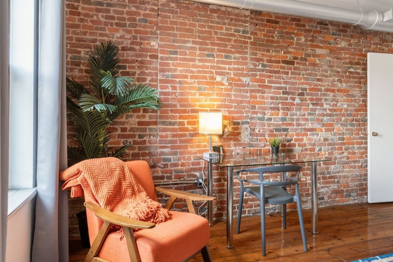 219 Vine St #1289460P - Photo 2 of 28