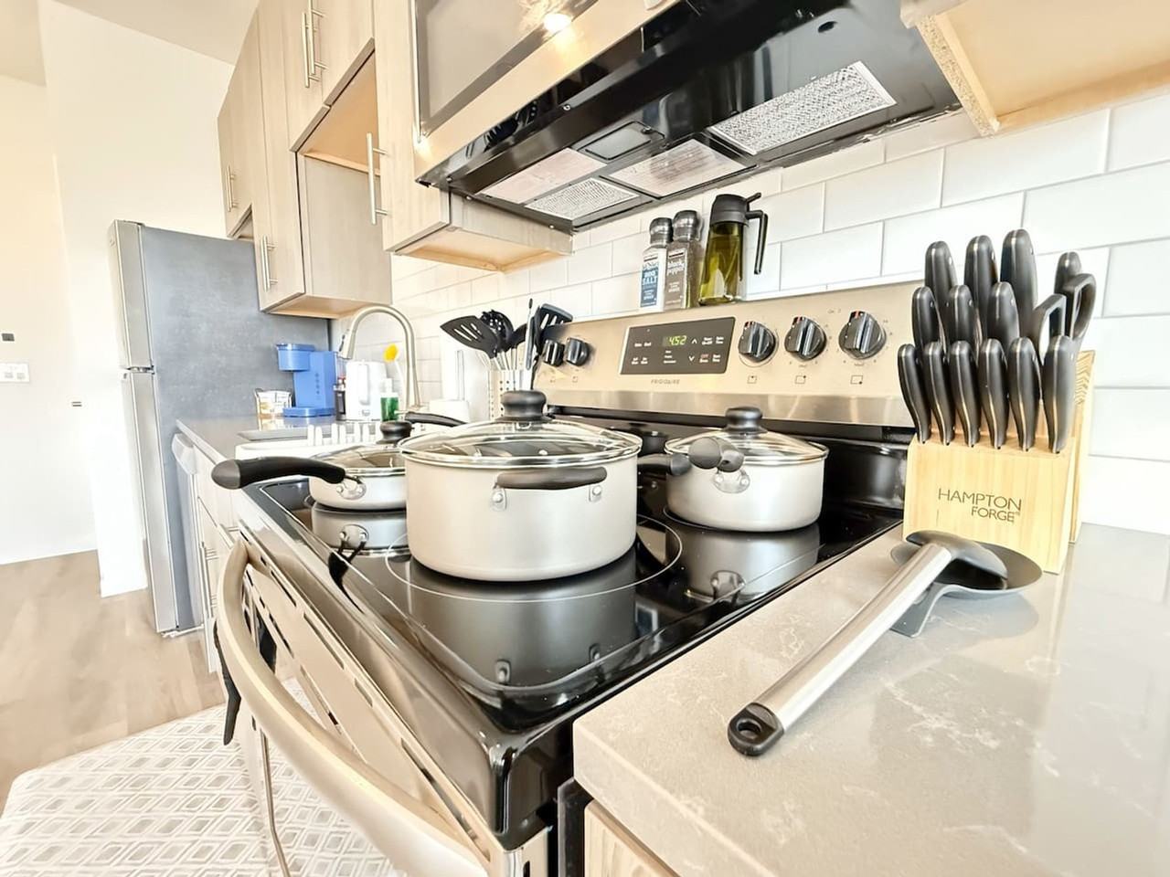 501 Perth Pl #1289476P - Photo 3 of 40