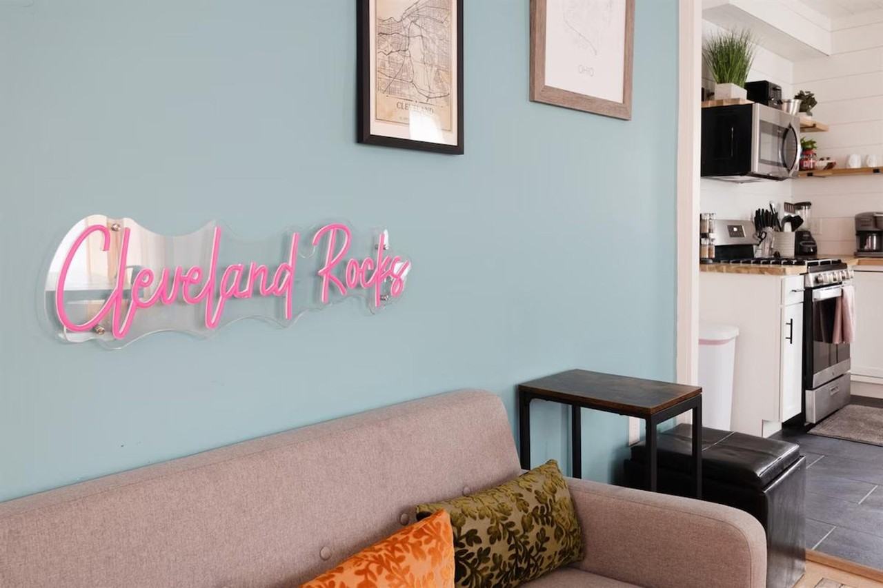 10628 Lee Avenue - Photo 4 of 87