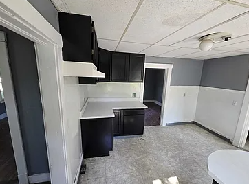 827 Middle Turnpike East - Photo 2 of 11