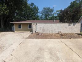 featured image of 6 Southwood Ct