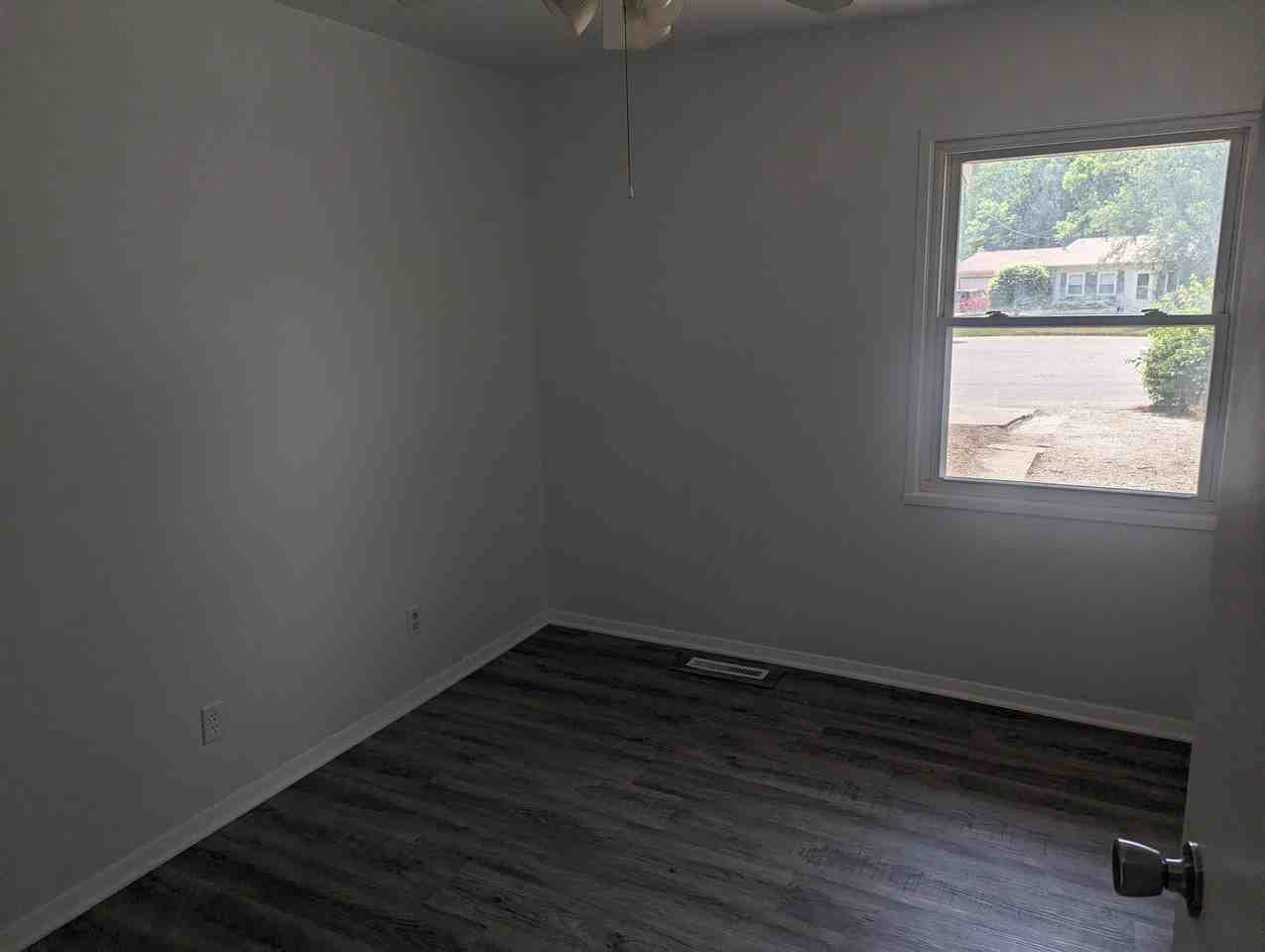 6 Southwood Ct - Photo 2 of 12