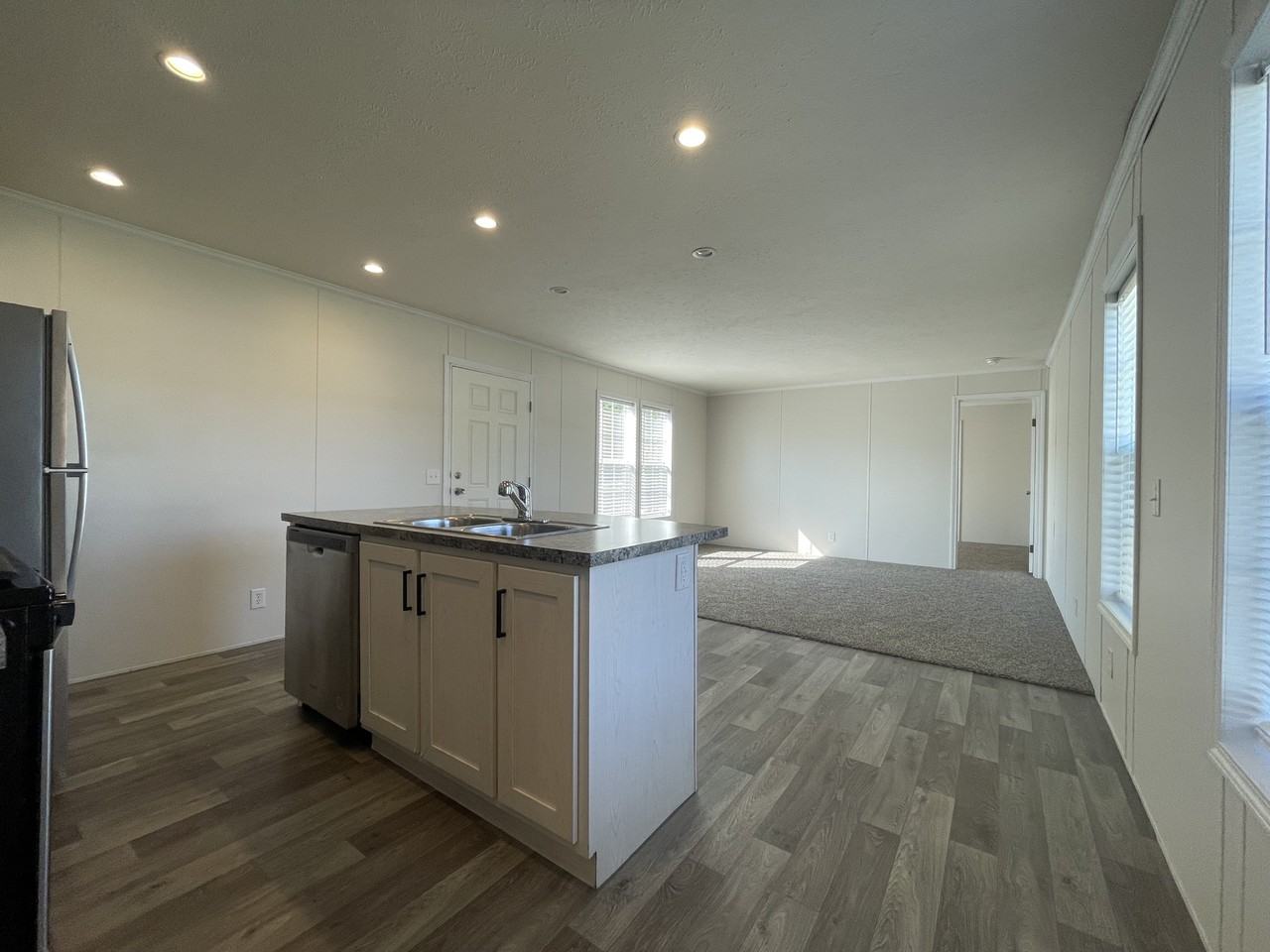 16242 Frontenac Ave #166 - Photo 4 of 25