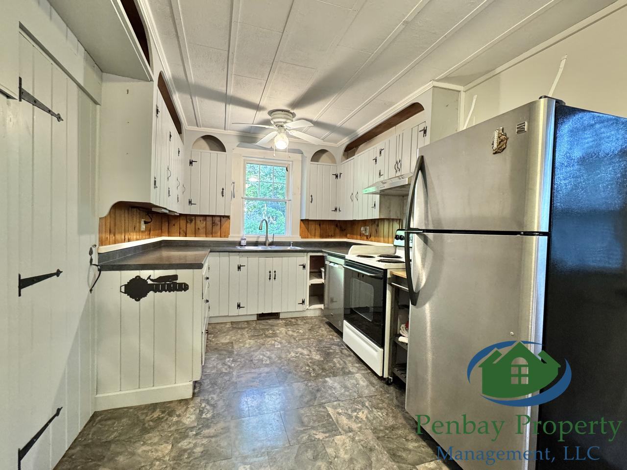 101 Sandy Point Road - Photo 3 of 23