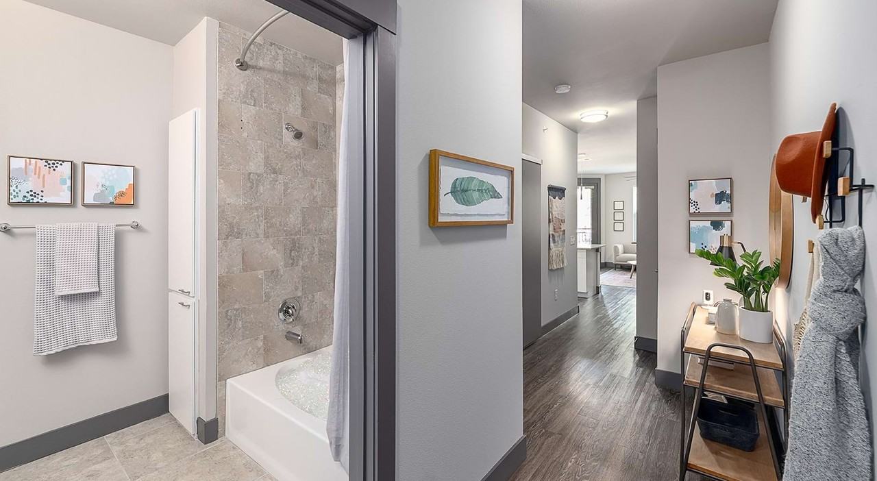 Congress Avenue - Photo 4 of 9