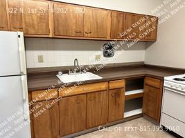 featured image of 322 N 1st St #202