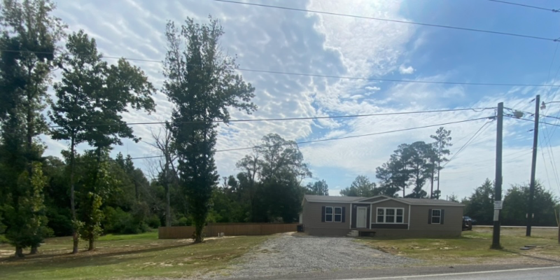 2215 Hwy - Photo 2 of 12