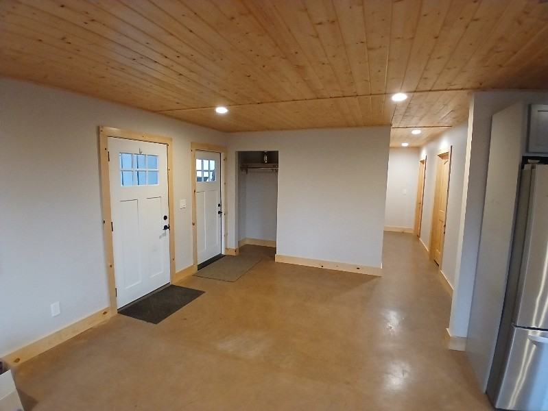 4020 Pennock St #2 - Photo 2 of 10