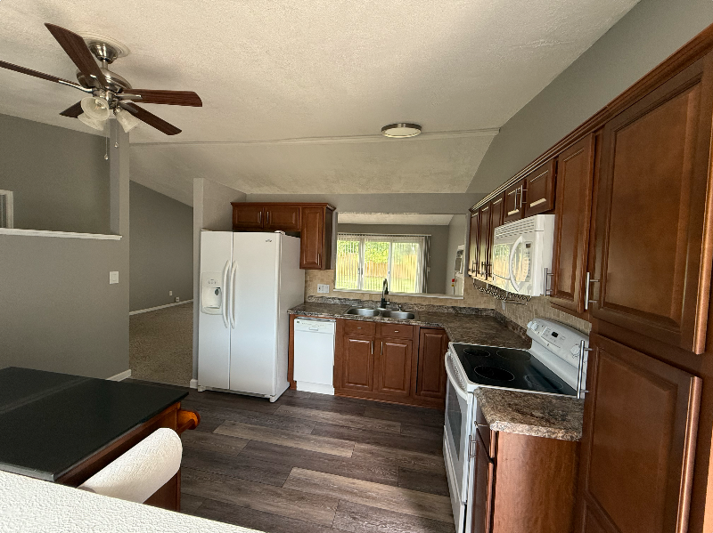 4305 Old Castle Cir - Photo 2 of 12