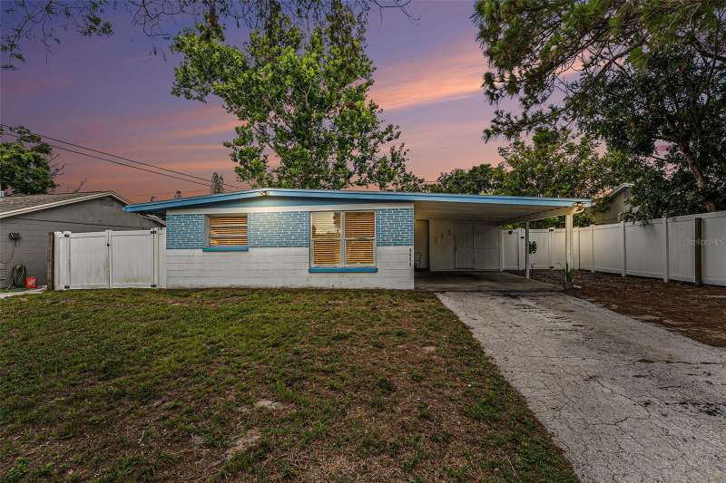 8556 91st Terrace - Photo 3 of 20