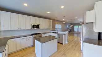 4511 Perry St - Photo 1 of 1