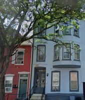 featured image of 818 W Walnut St