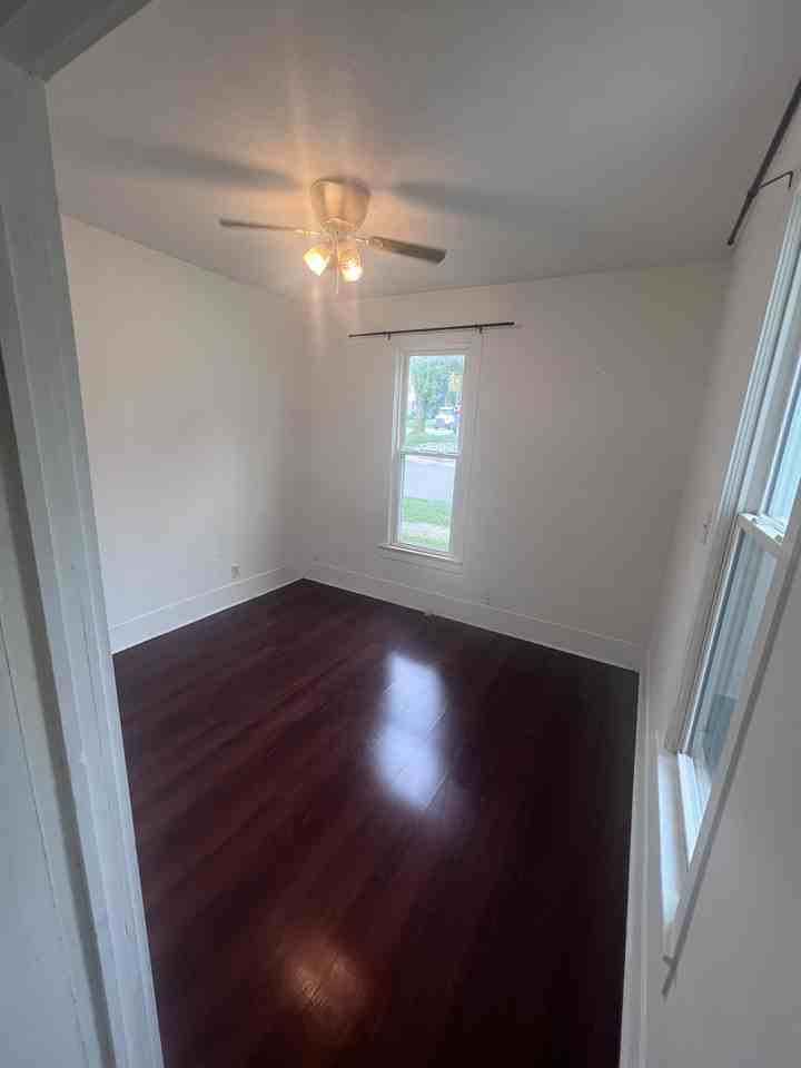926 N Center St #NA - Photo 2 of 7