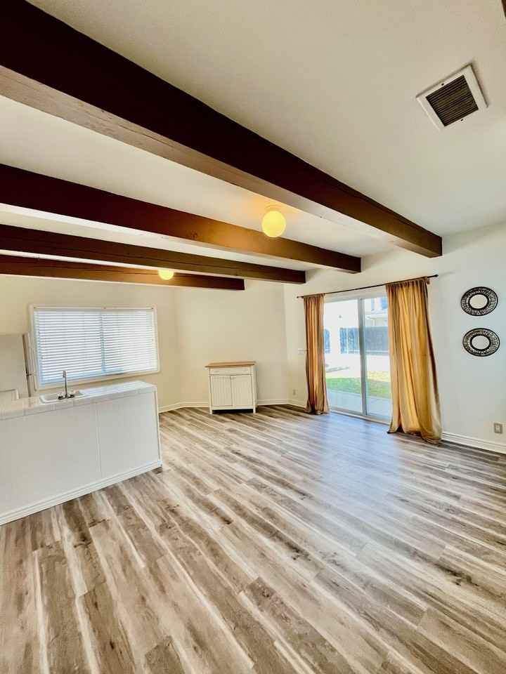 535 Loma Vista St - Photo 2 of 7