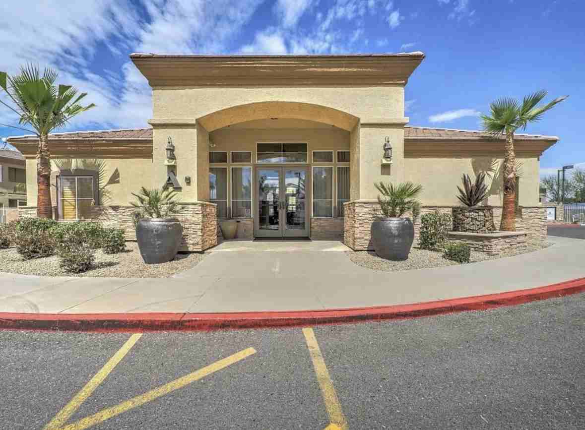 2134 E Broadway Rd #1038