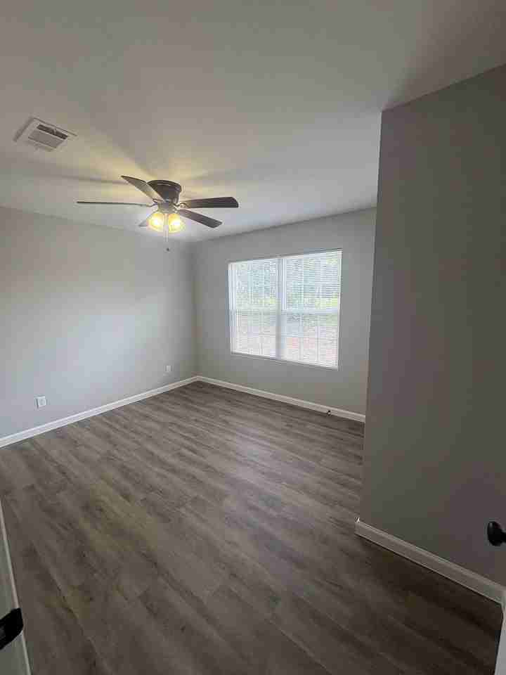138 Lash Ln - Photo 7 of 15