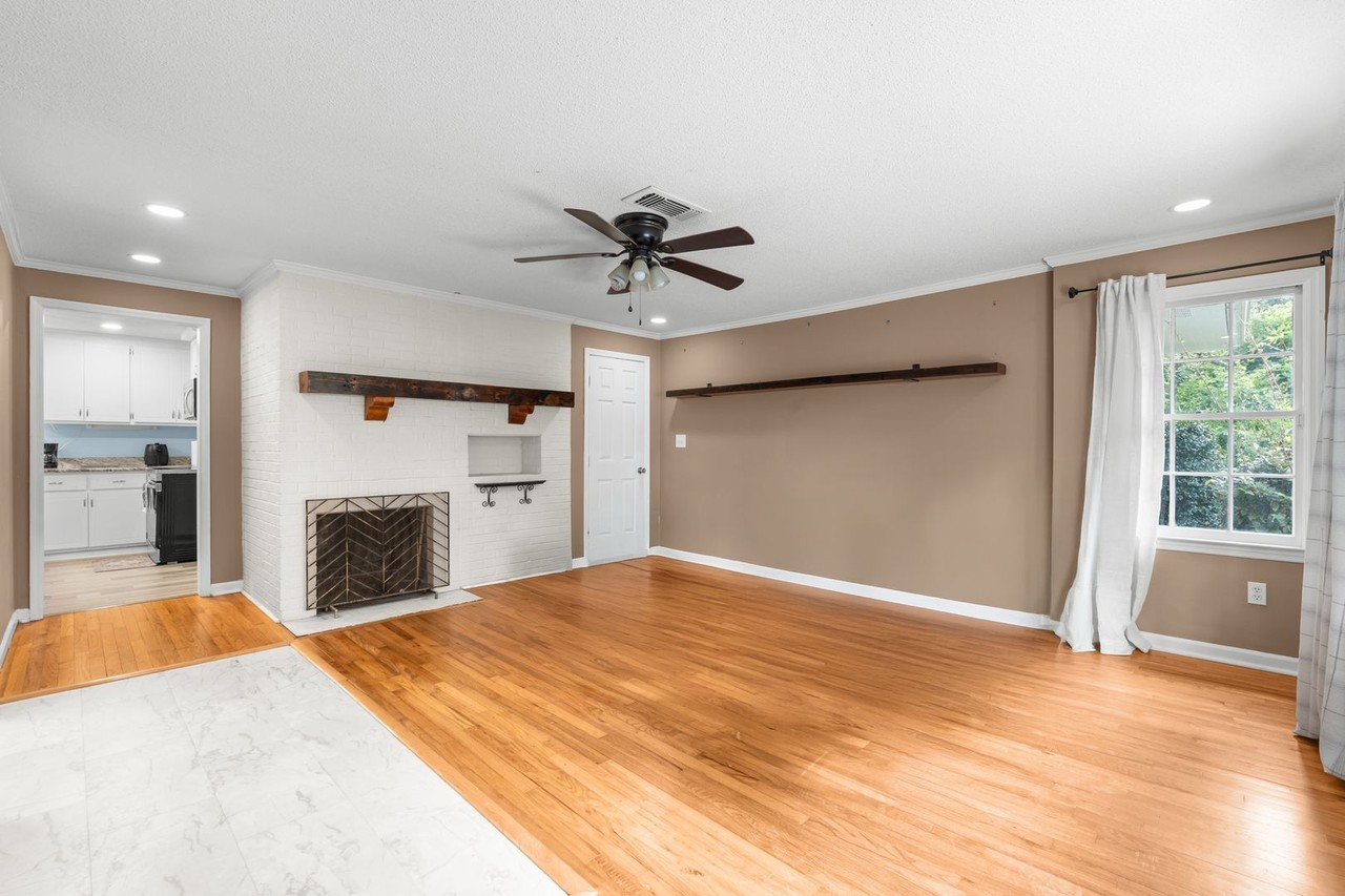 118 Lee St - Photo 5 of 19