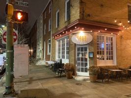 featured image of 1901 Gough St