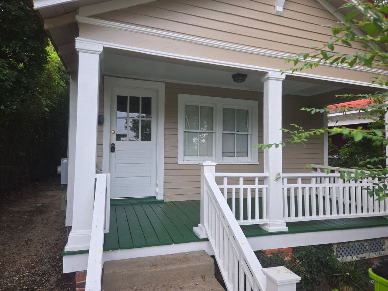 611 Johnson St - Photo 2 of 28