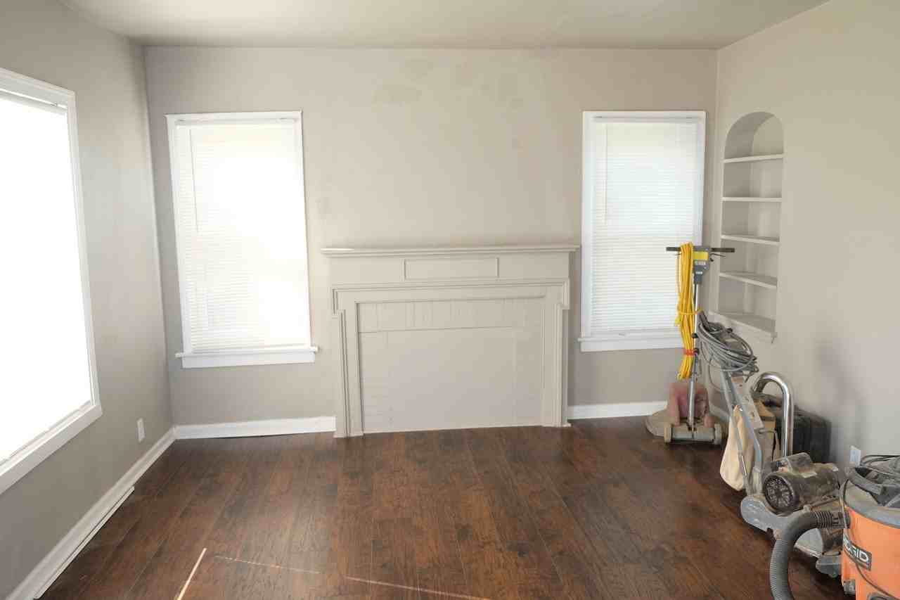 210 Rutledge St - Photo 2 of 10