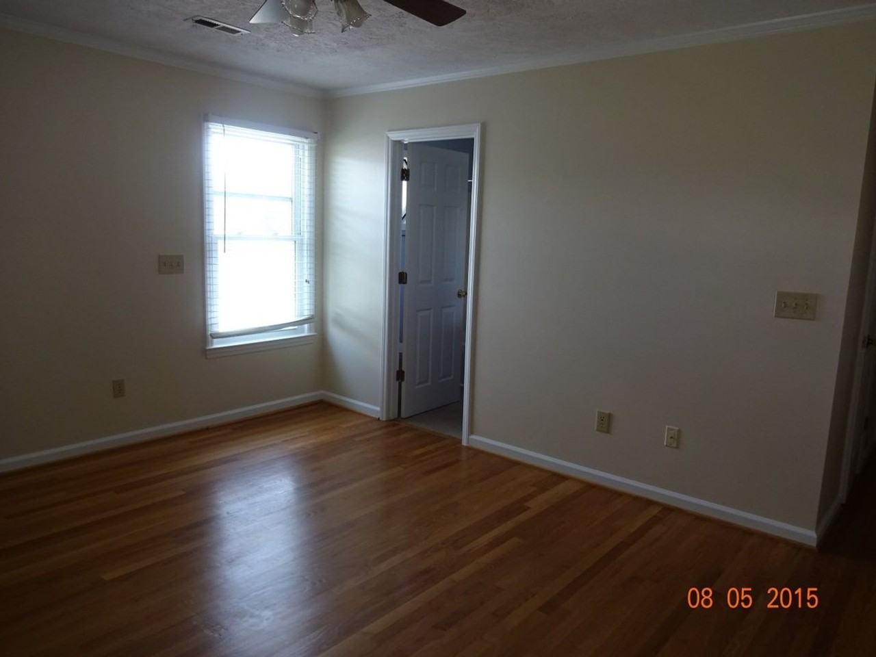 1408 Jennelle Rd - Photo 6 of 22