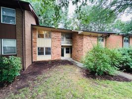 featured image of 1744 Donlee Dr