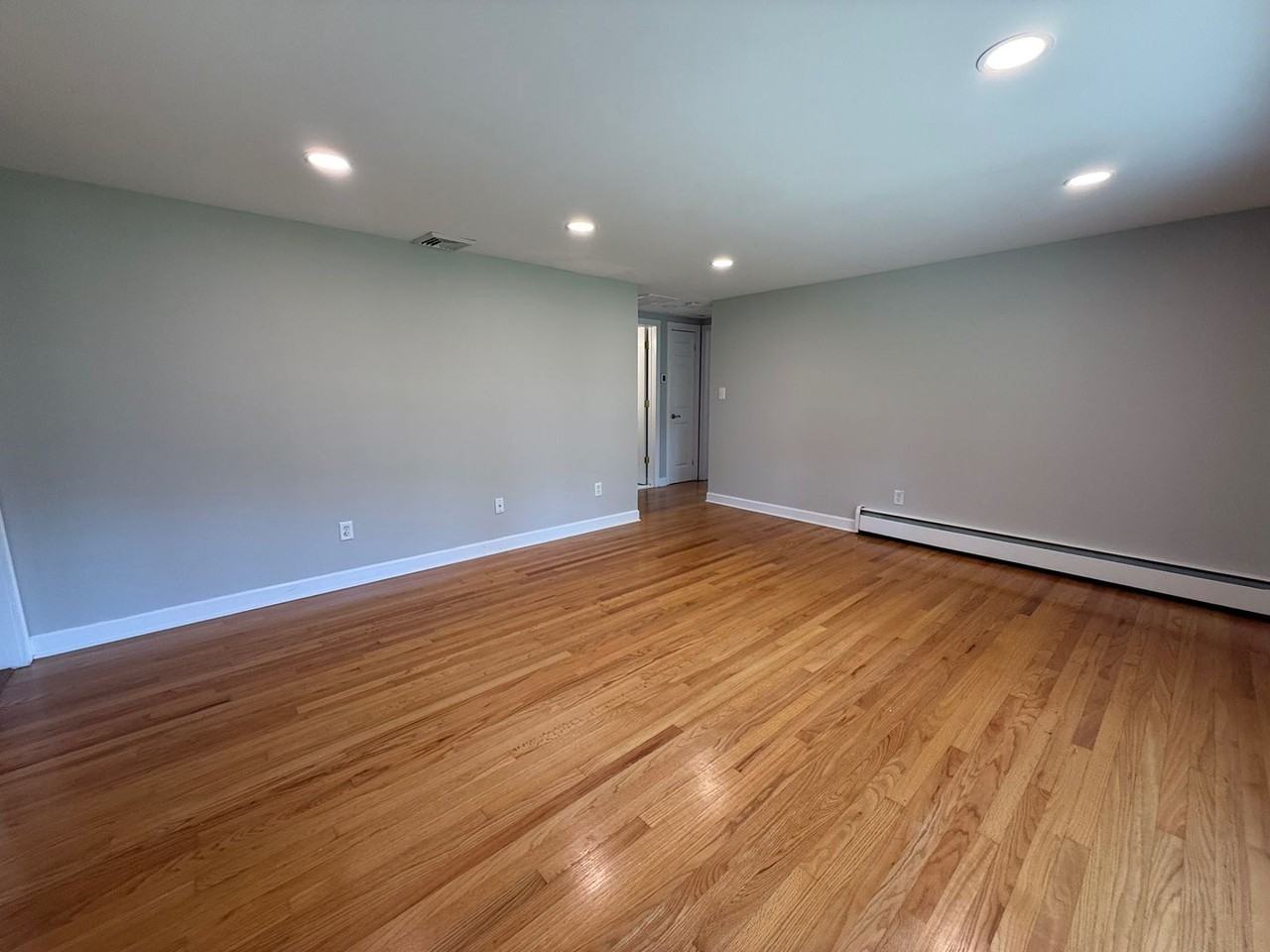 520 Toleman Rd - Photo 5 of 24