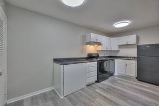 Avery Apartments - Photo 1 of 1