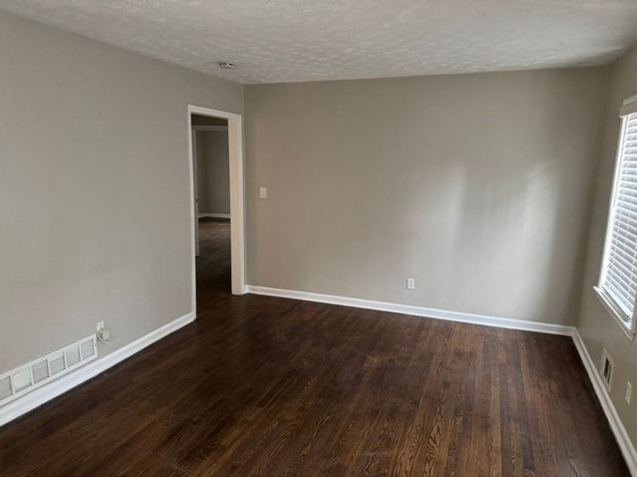 1307 Lorenzo Dr Sw - Photo 4 of 18