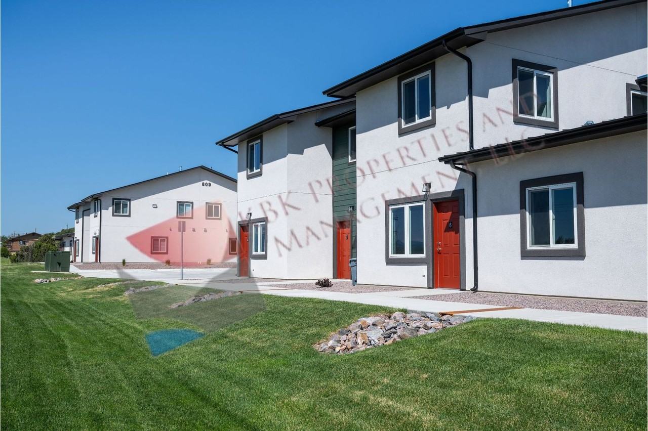 Loma Vista-821 Indiana Ave - Photo 3 of 23