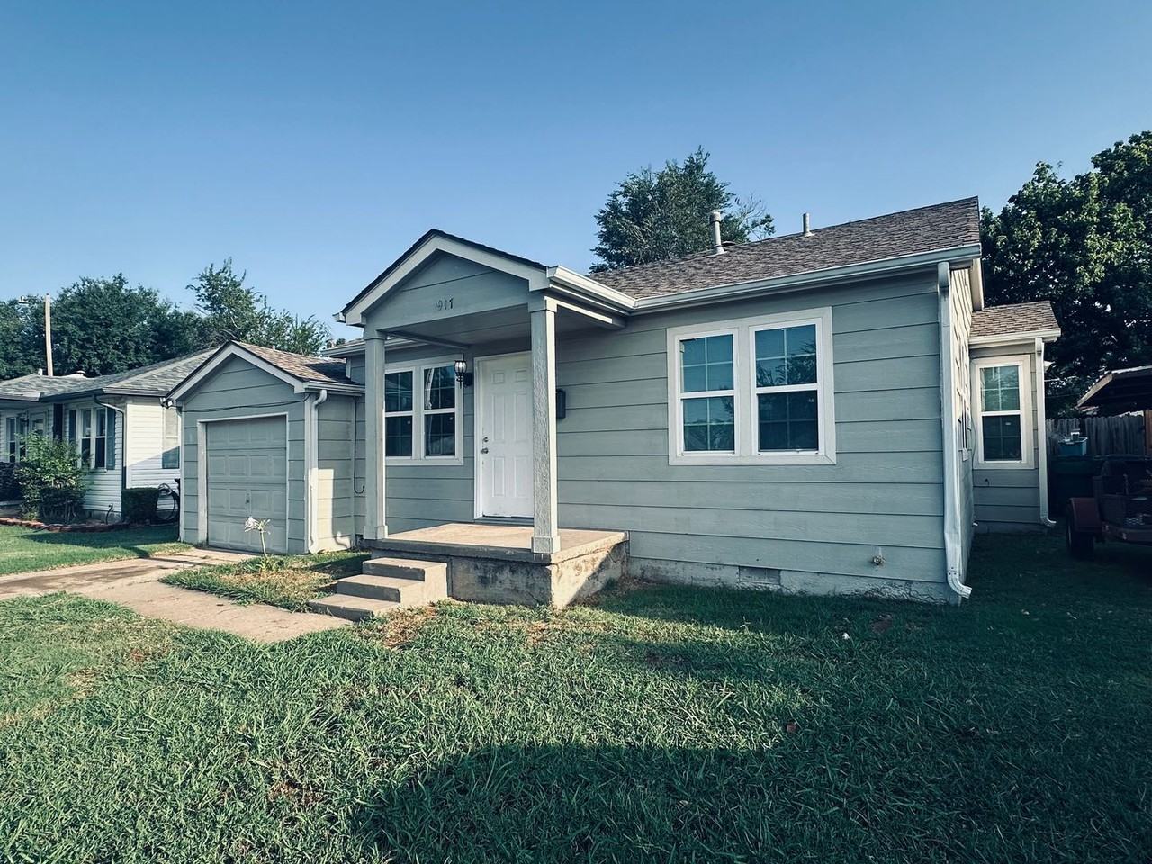 917 Sw 50th St - Photo 2 of 30
