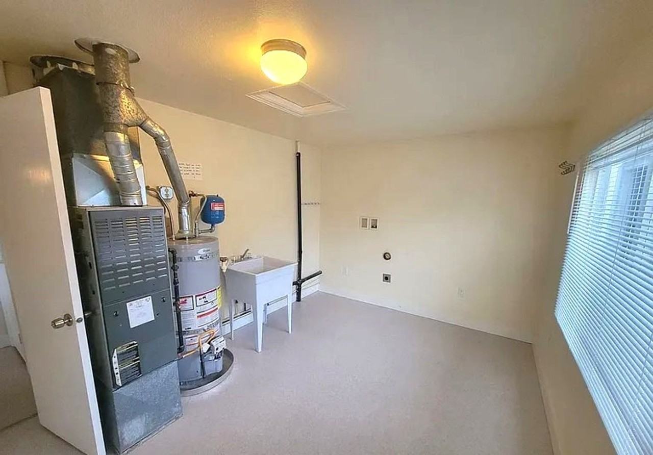 804 E Main St - Photo 6 of 14