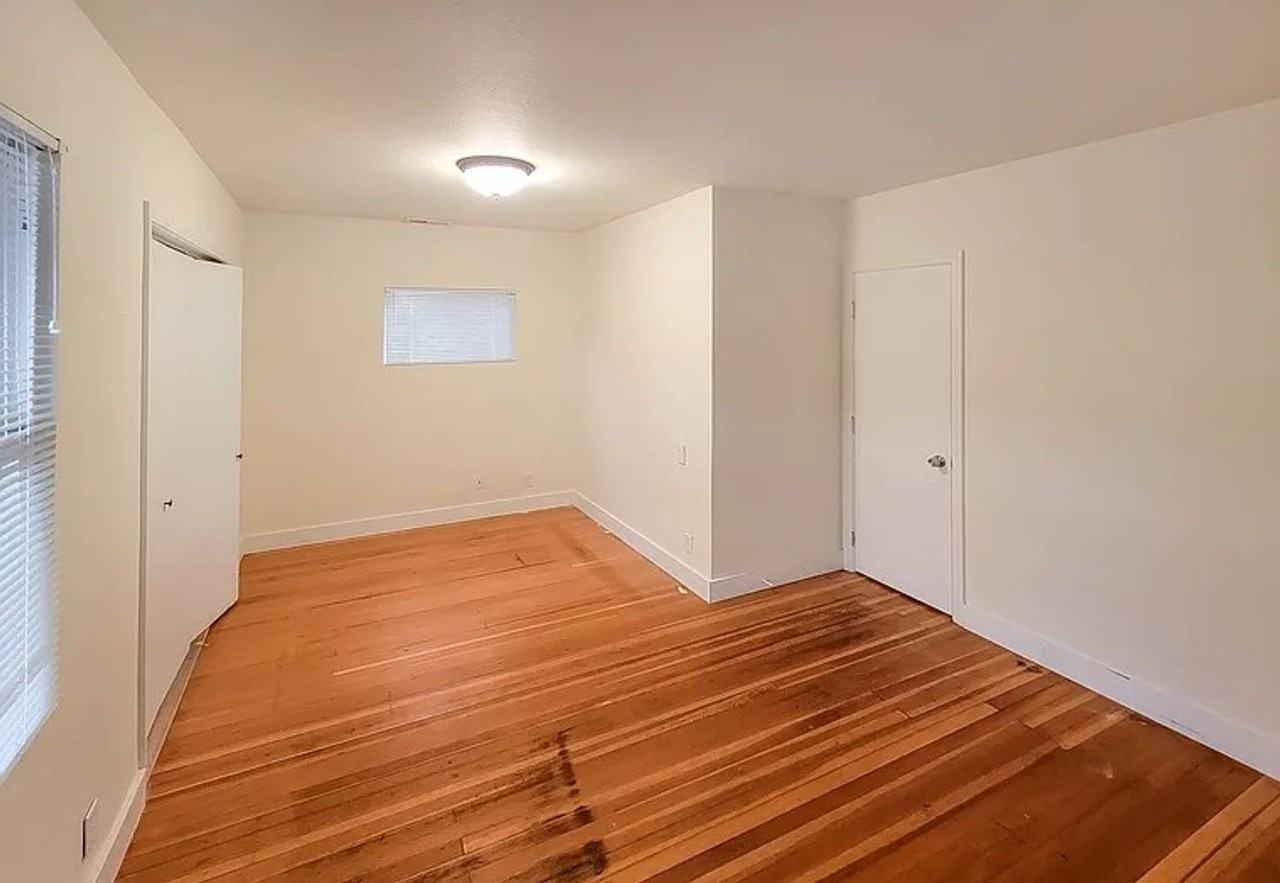 804 E Main St - Photo 7 of 14