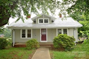 234 N Eastway Dr - Photo 1 of 1