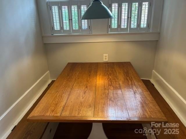 801 Hawthorne Lane - Photo 5 of 29