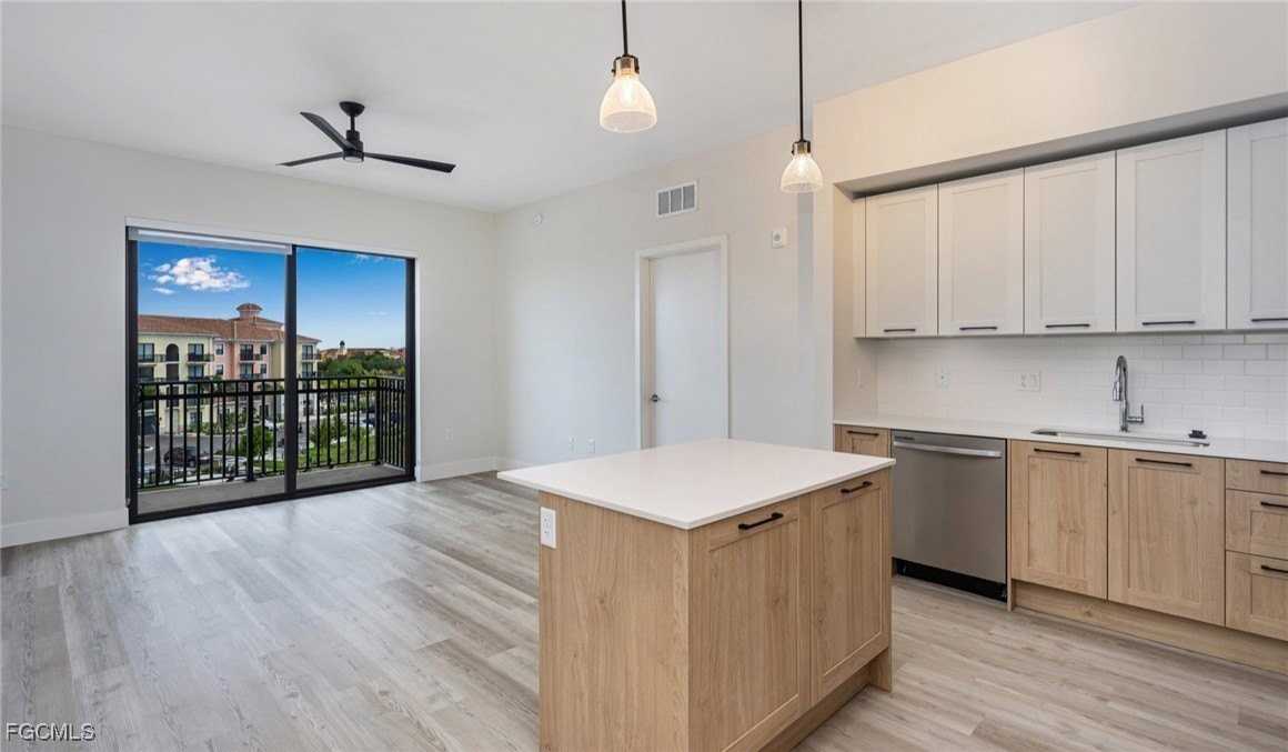 22980 Vista Edera Cir Unit 1-411 #1-411 - Photo 2 of 41